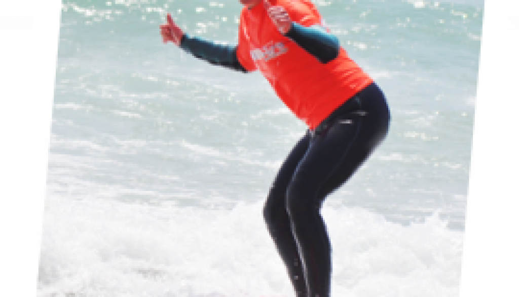 vem aprender e ter aulas de surf na waves4life